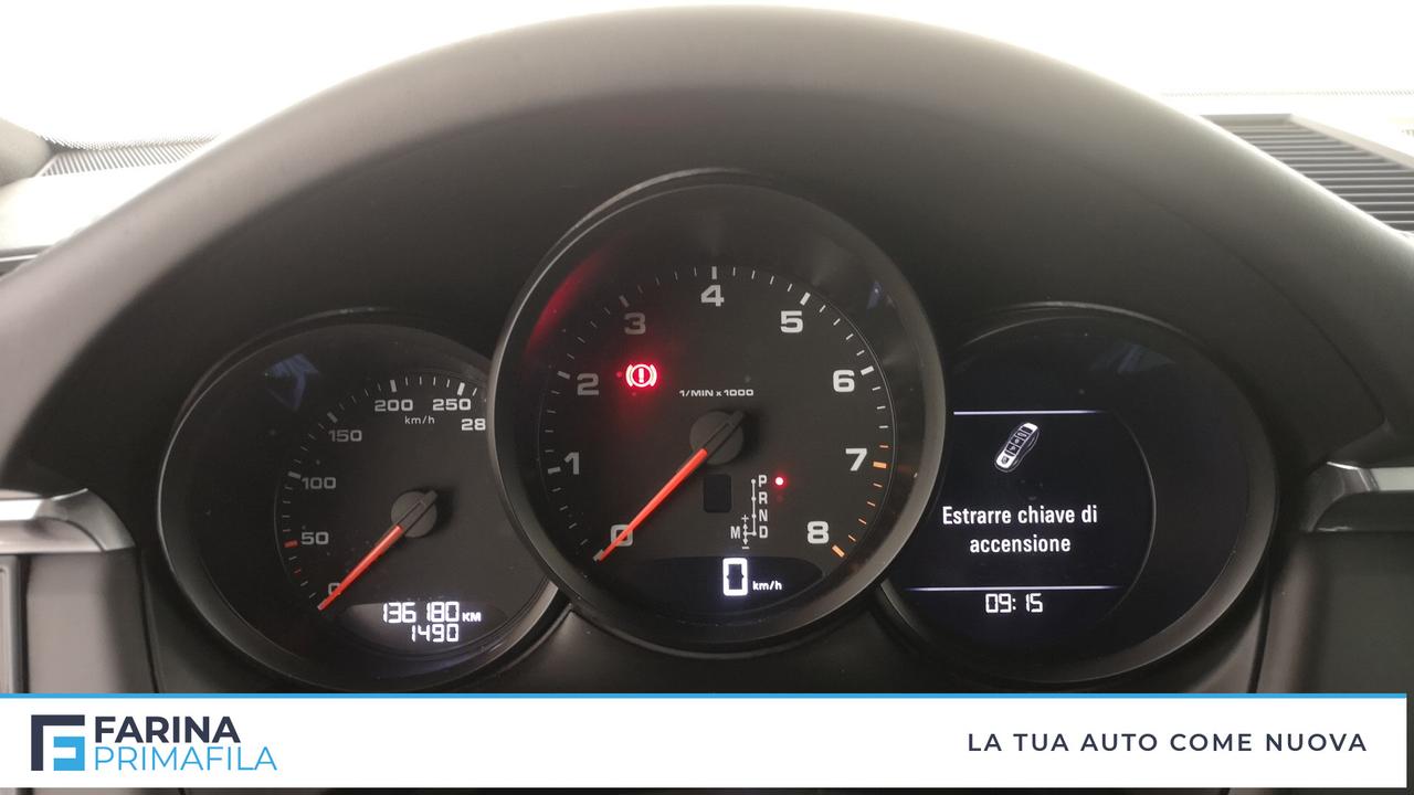 PORSCHE Macan I 2019 - Macan 2.0 245cv pdk