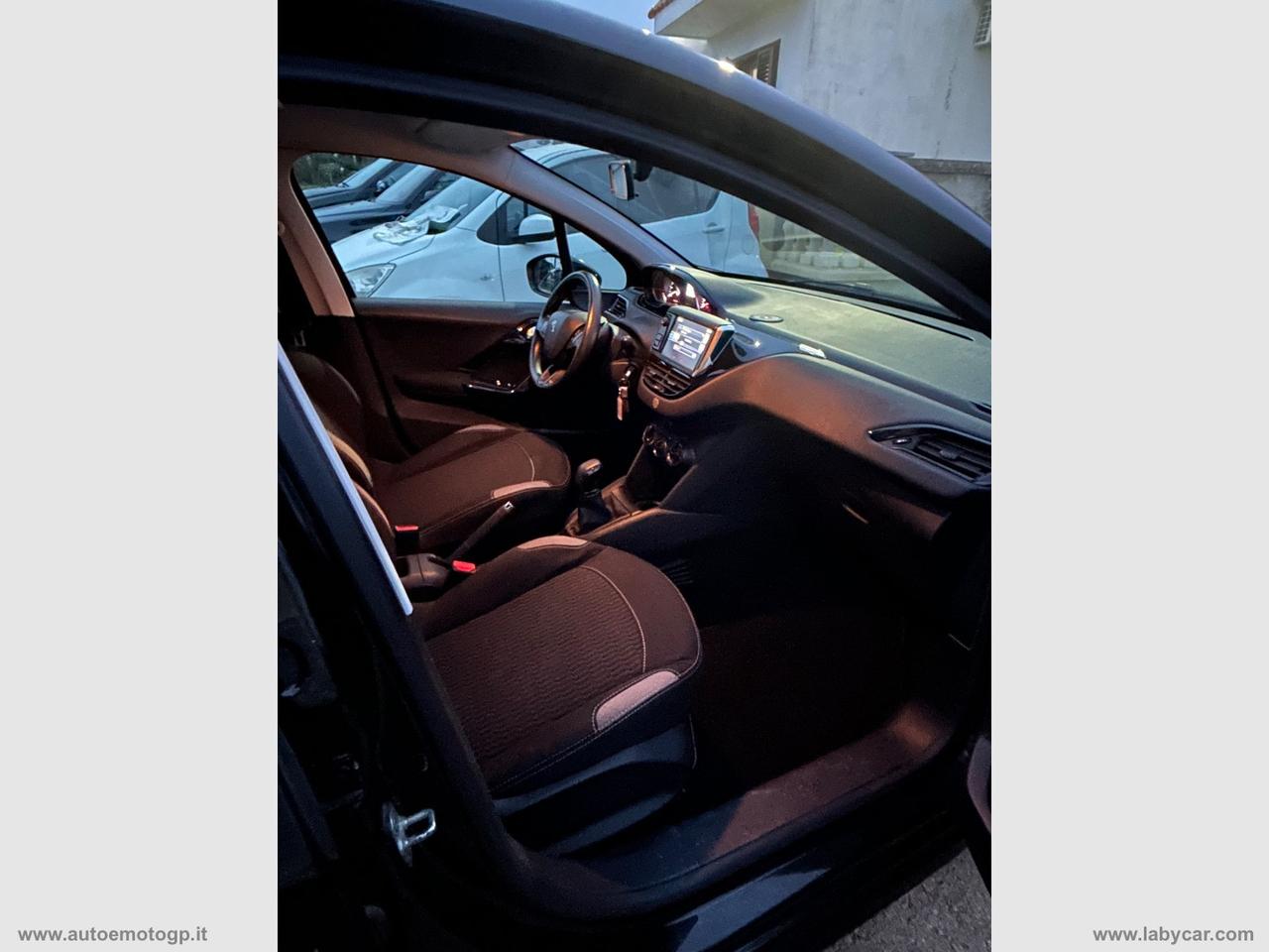 PEUGEOT 208 1.4 HDi 68 CV 5p. Active