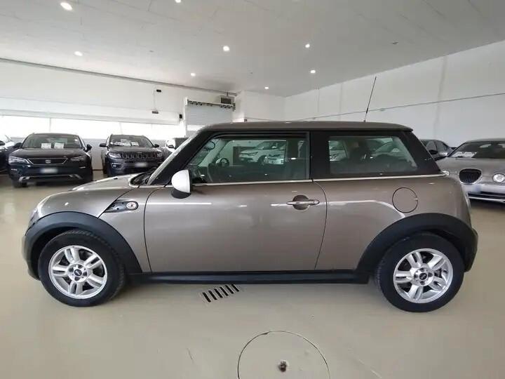Mini 1.6 16V One (55kW)