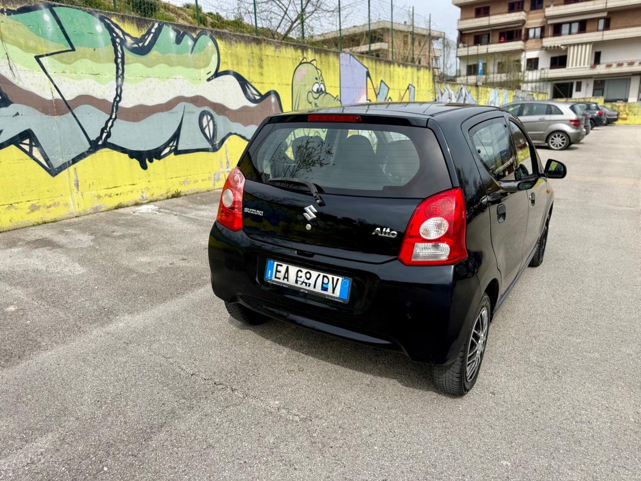 Suzuki 5porte 1.0 benzina NEOPATENTATi 93 milaKM