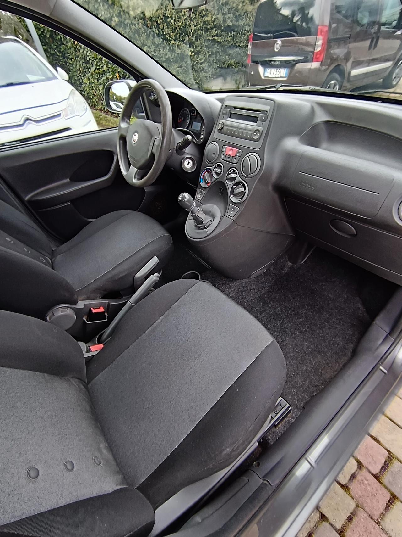 Fiat Panda 1.3 MJT 16V DPF 4x4 Climbing