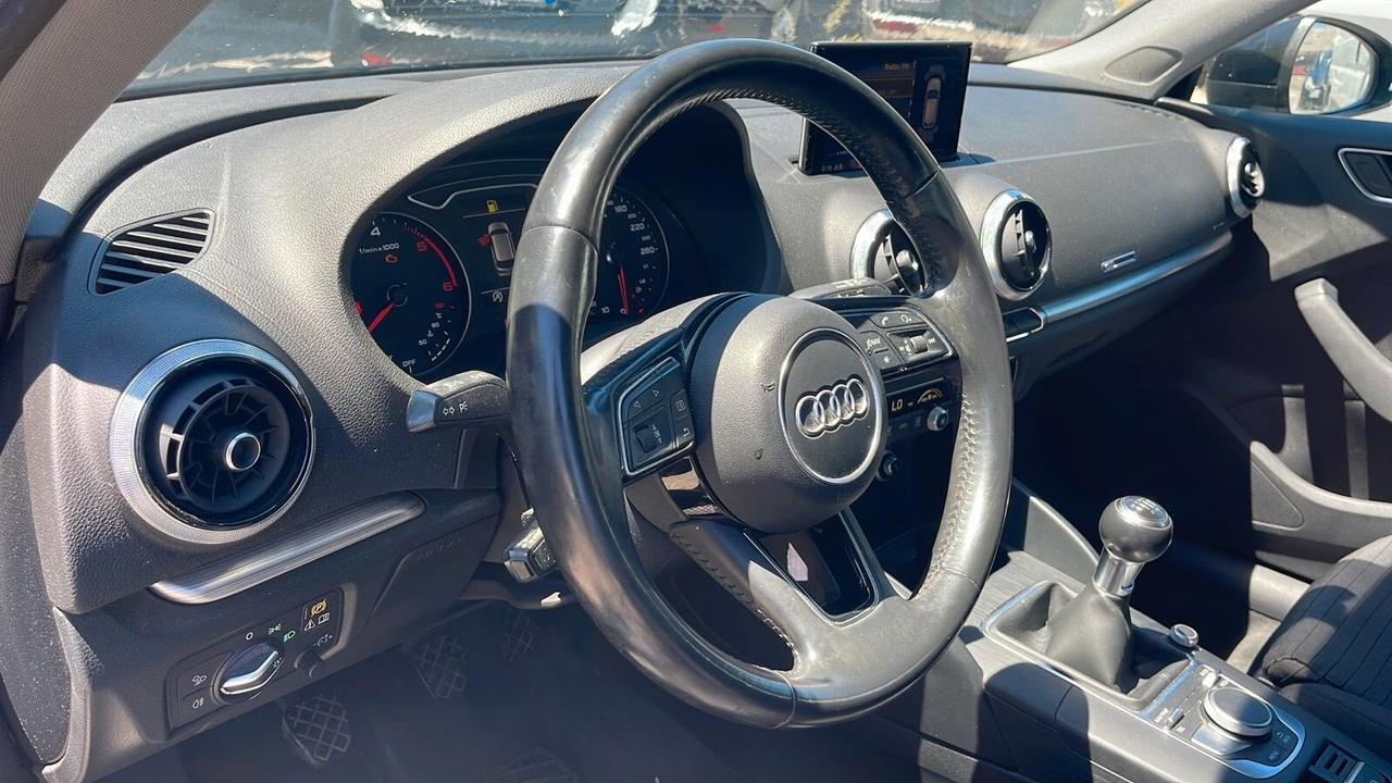 Audi A3 SPB 1.6 TDI 116 CV Sport