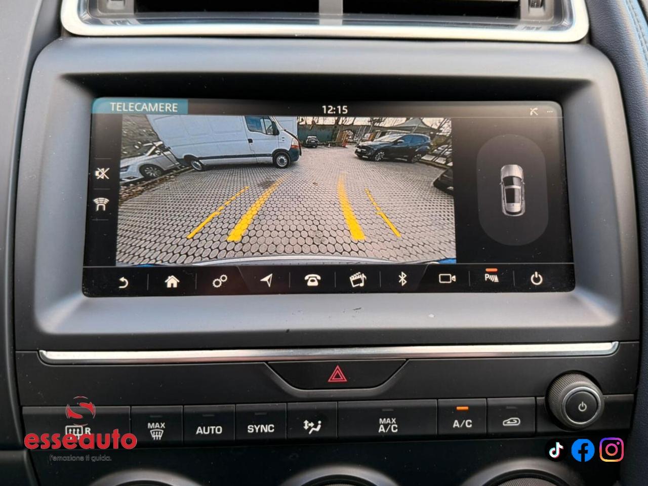 Jaguar E-Pace 2.0D 180 CV AWD R-Dynamic