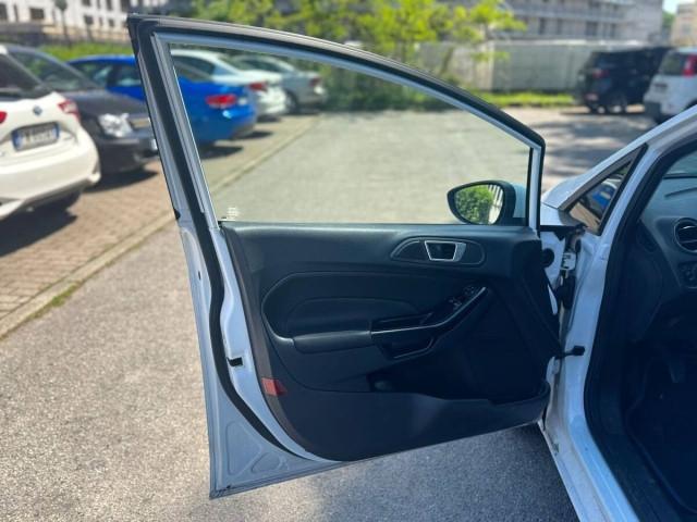 Ford Fiesta 1.5 tdci Business 75cv 5p E6