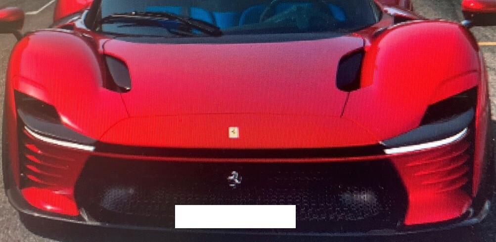 Ferrari Daytona SP3 4500 km-promp delivery-please read the desciption-others available delivery miles