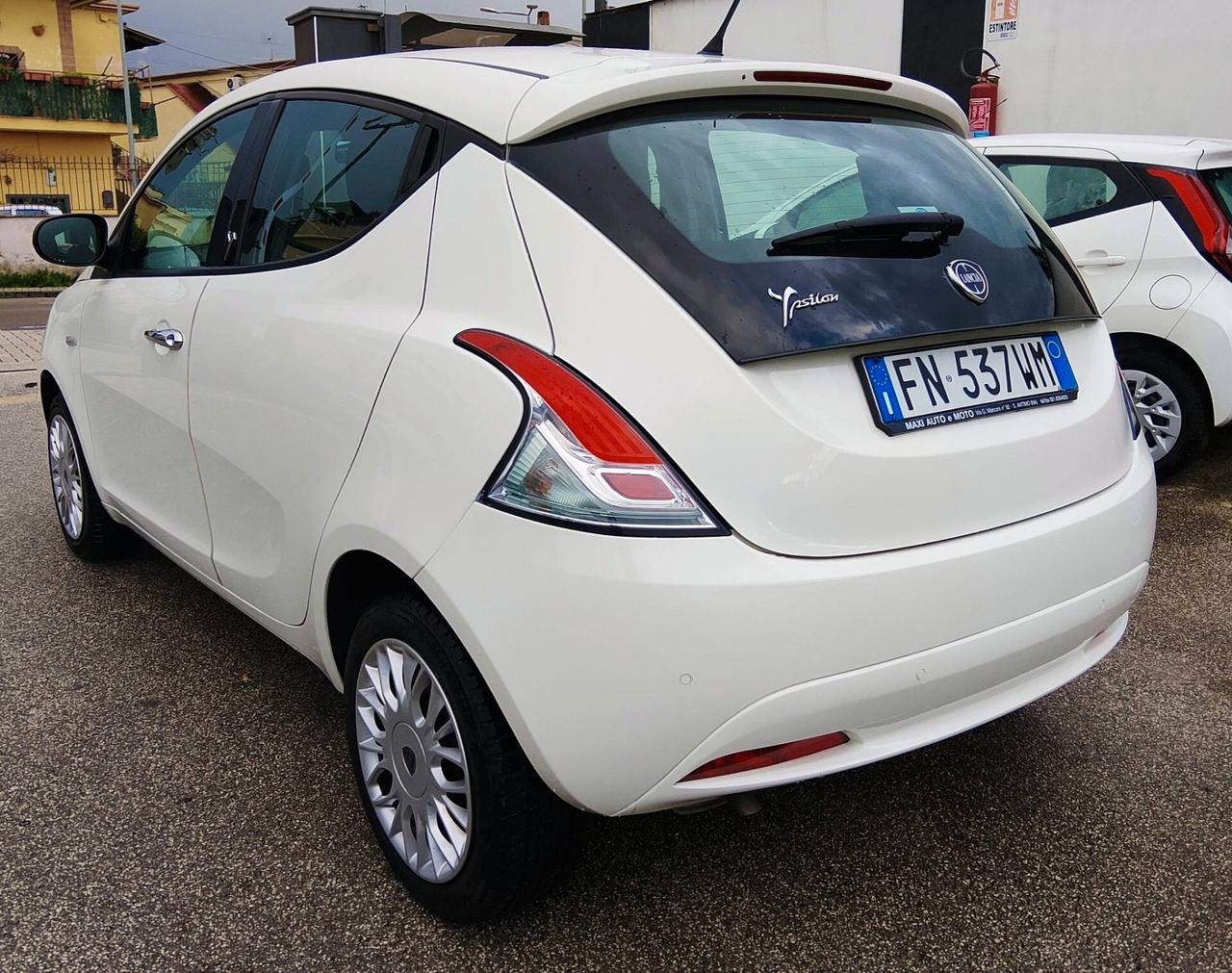 Lancia Ypsilon 1.2 2018 90K KM!