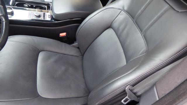 LAND ROVER Range Rover 3.0D l6 Westminster Black