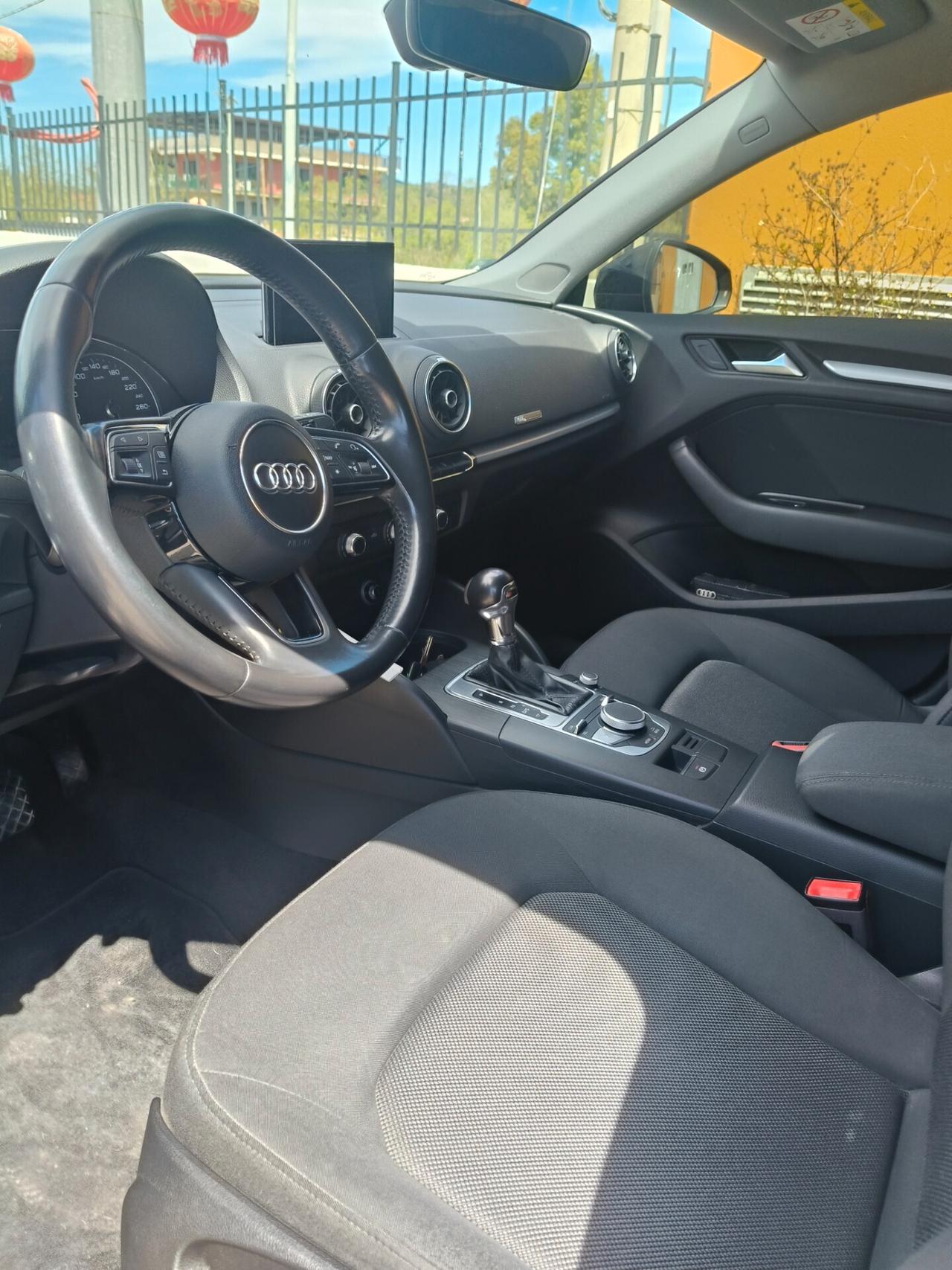 Audi A3 SPB 2.0 TDI S tronic Sport