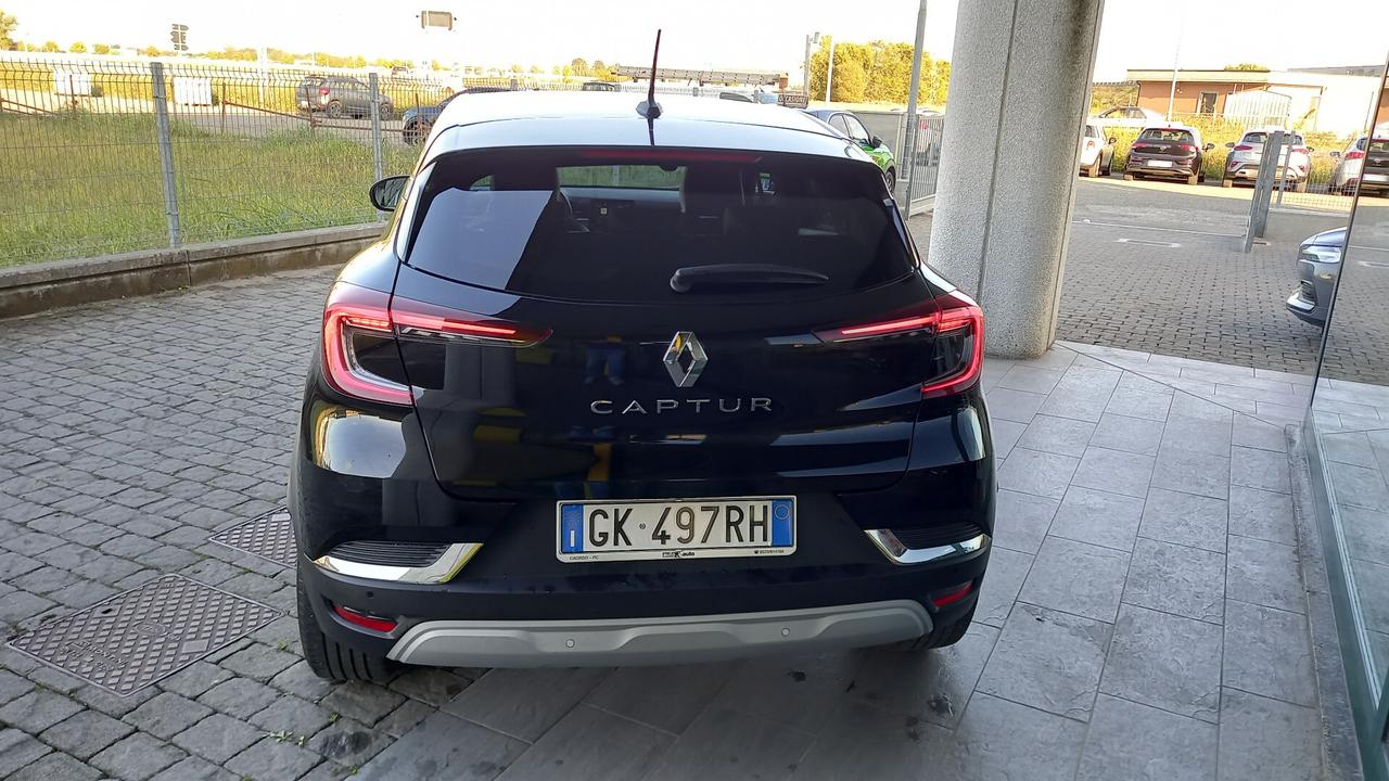 Renault Captur Mild Hybrid 140 CV Intens