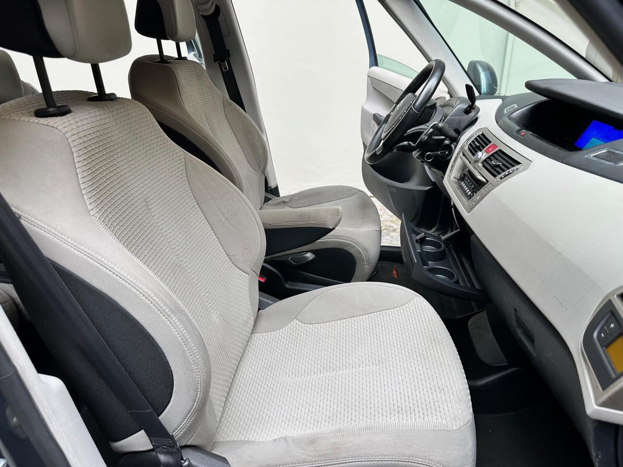 Citroen C4 Grand Picasso 1.6 HDi * 7 POSTI *