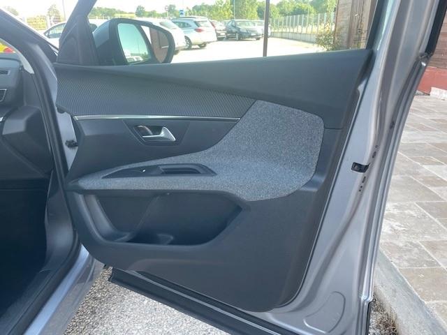 Peugeot 3008 BlueHDi 130 S&S EAT8 Active Business