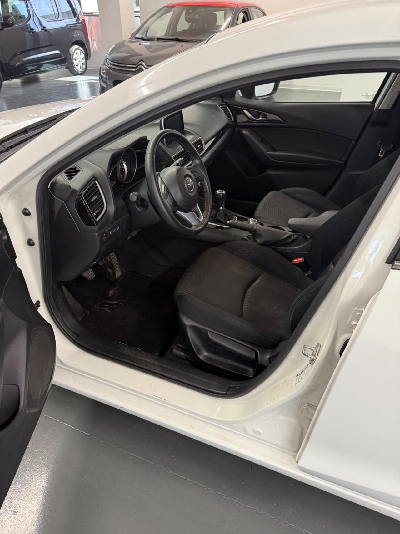 Mazda 3 Mazda3 1.5 Skyactiv-G Evolve