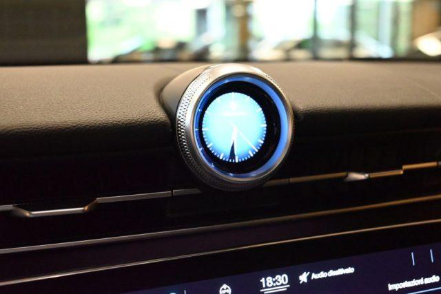 MASERATI Grecale 2.0 GT 300CV MHEV Q4 TETTO SED.VENT/RISC.360°FULL!