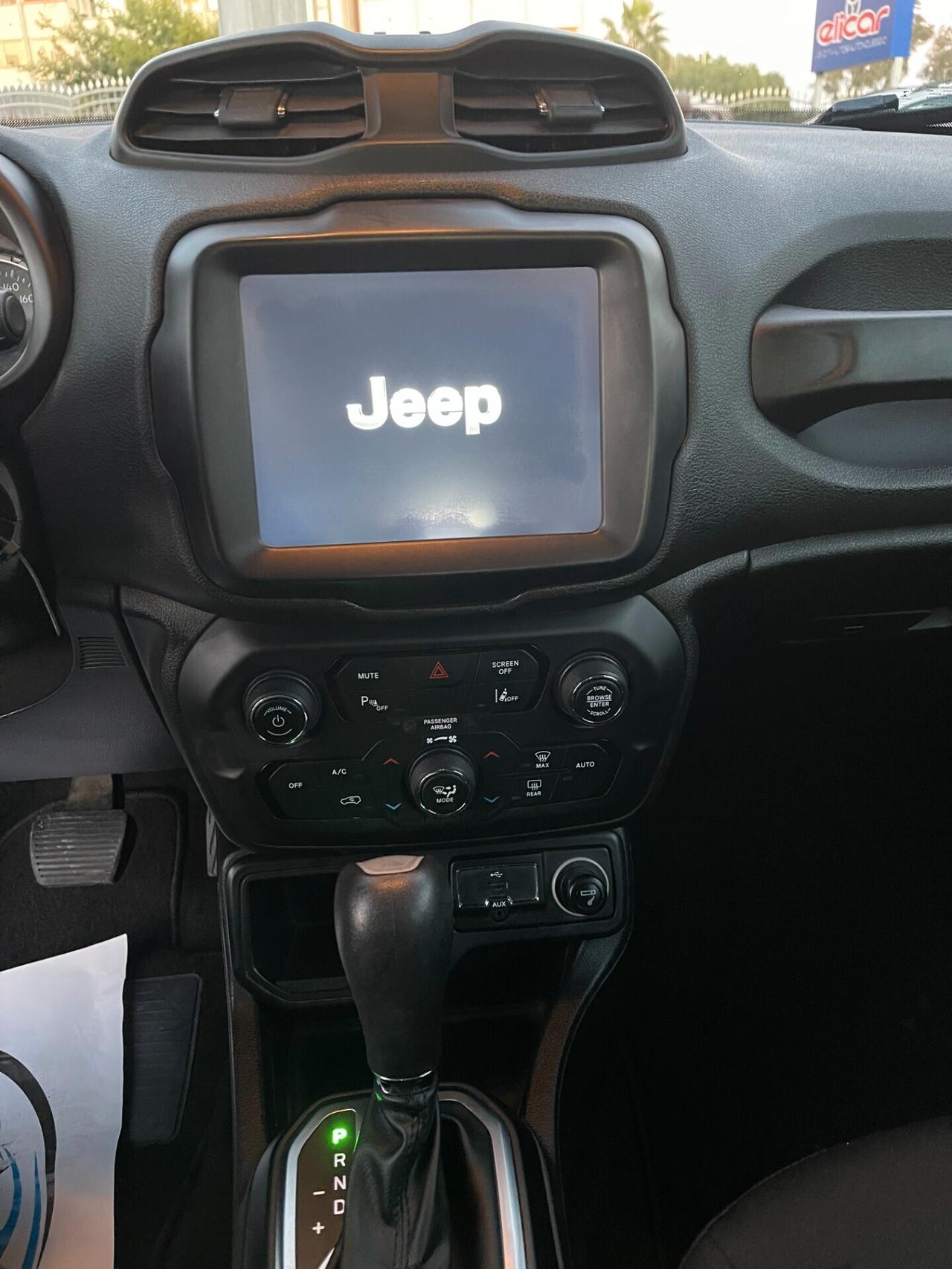 Jeep Renegade 1.6 Mjt DDCT 120 CV