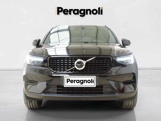 VOLVO XC40 B3 automatico Plus Dark Aziendale