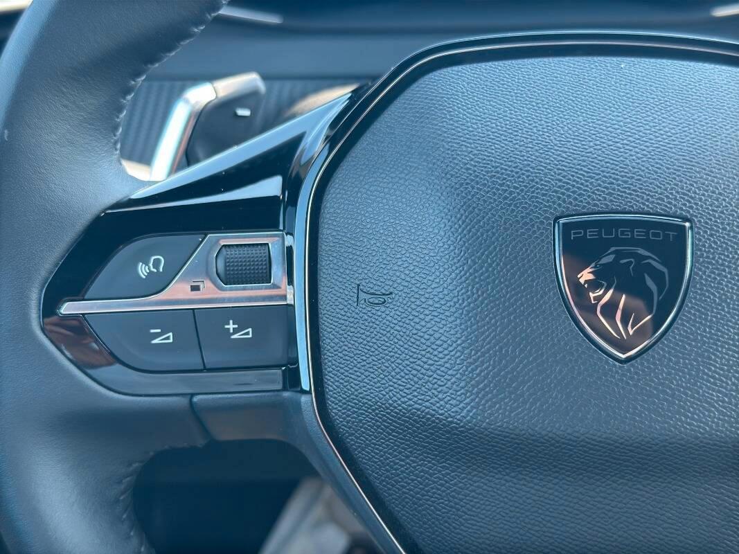 Peugeot 2008 1.2 hybrid Allure 136cv AUTOMATICA E TELECAM 360