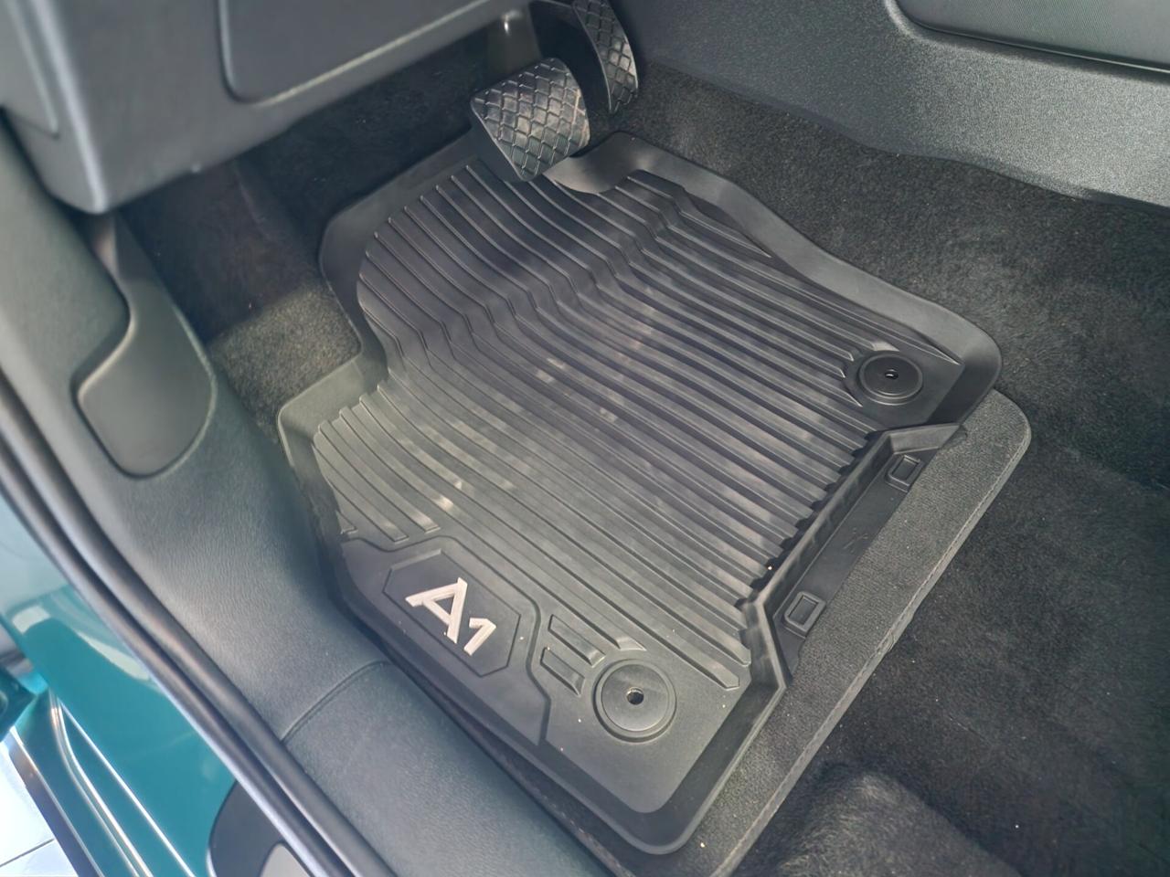 Audi A1 citycarver IDENTITY CONTRAST
