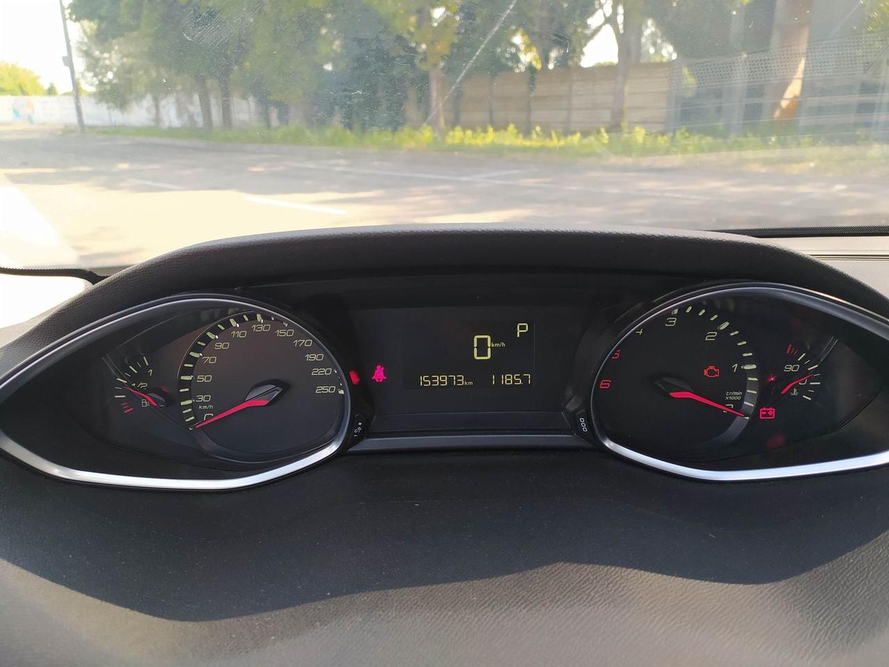Peugeot 308 GT Line 1.6 Blue HDI 120 #6324