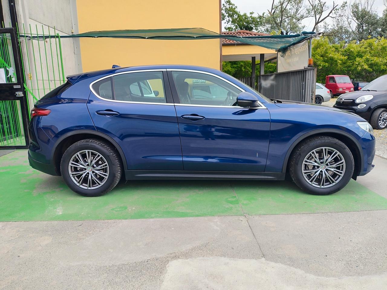 Alfa Romeo Stelvio 2.2 Turbodiesel 180 CV AT8 RWD Super