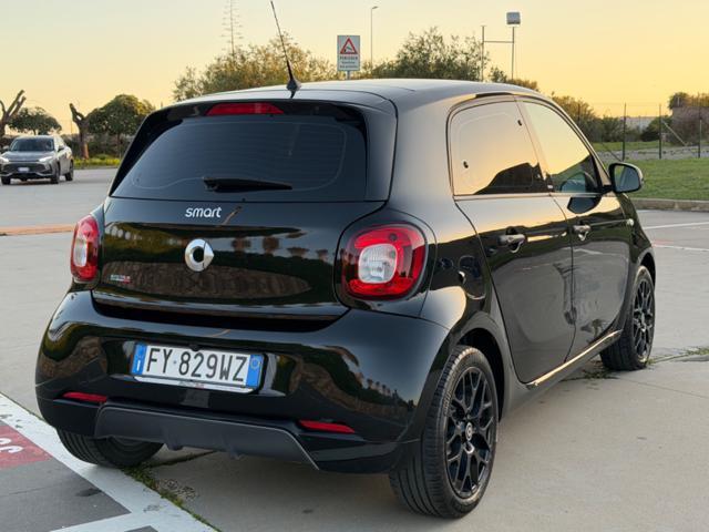 SMART ForFour 90 0.9 TURBO TWINAMIC SUPERPASSION+RETROCAMERA