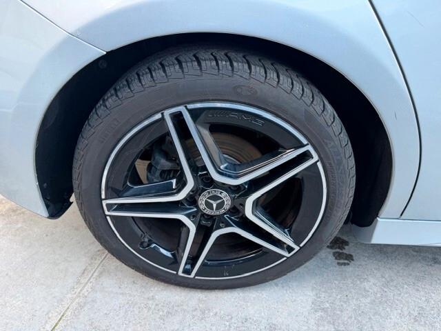 Mercedes-benz A 180 d AMG Premium