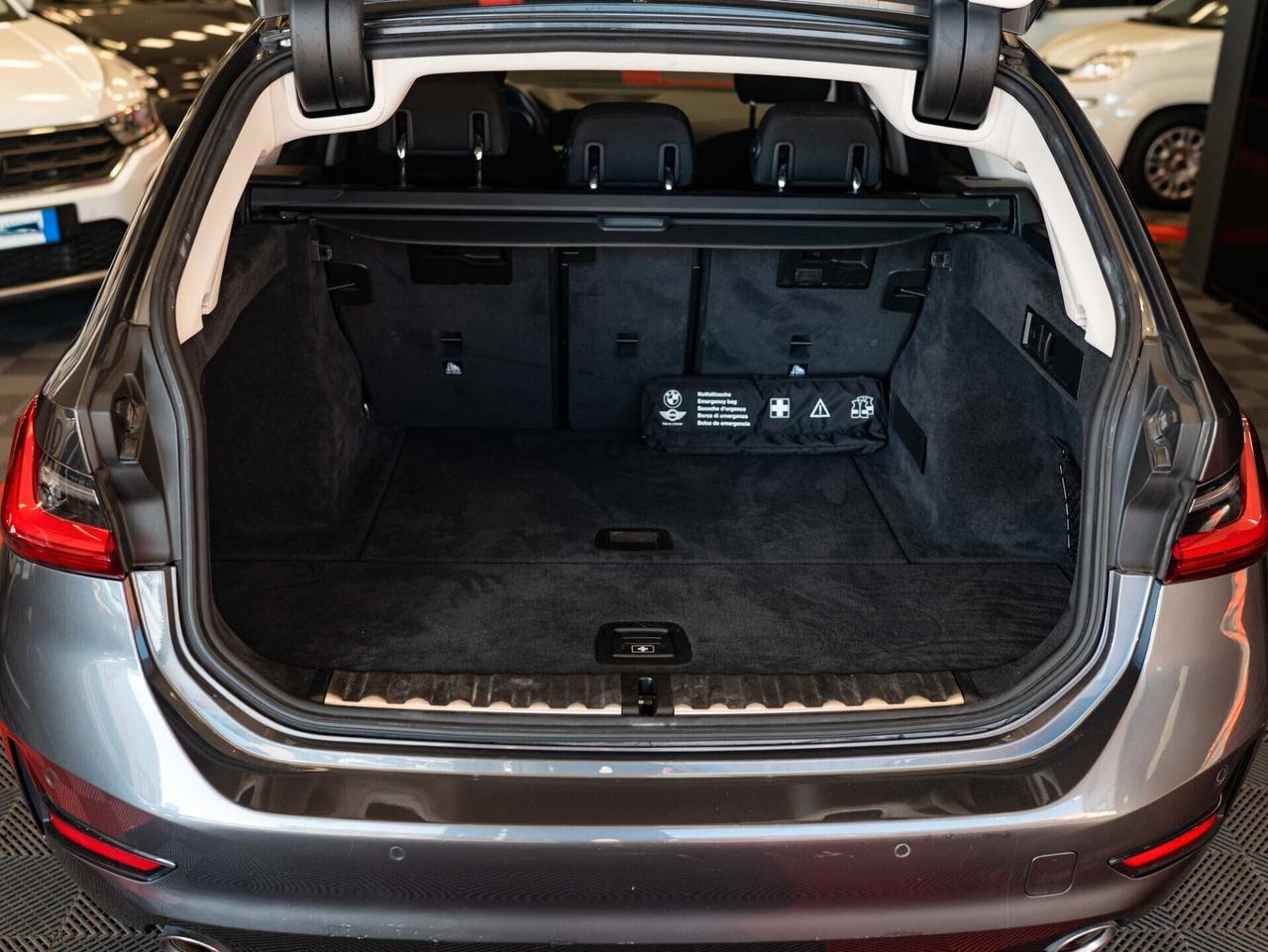 Bmw 320D 48V Touring Xdrive Business Advantage 190 cv