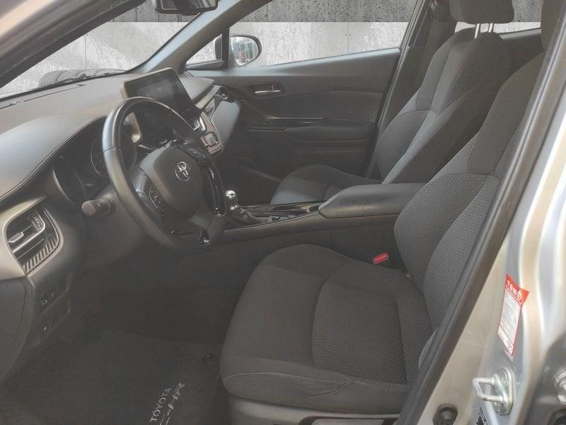 Toyota C-HR 1.8h Lounge 2wd e-cvt my18