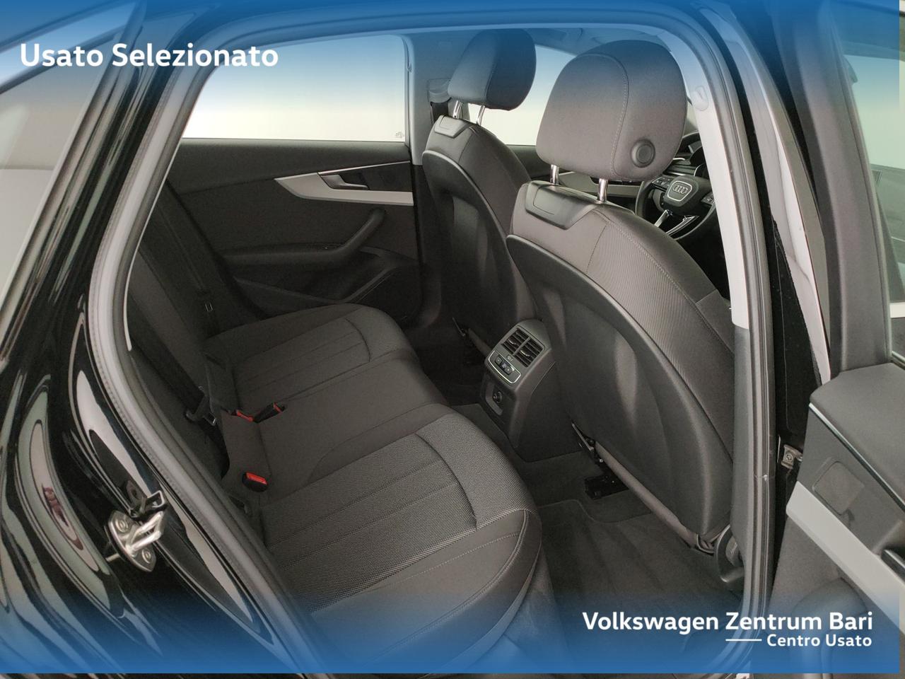 Audi A4 40 2.0 tdi mhev business advanced 204cv s-tronic