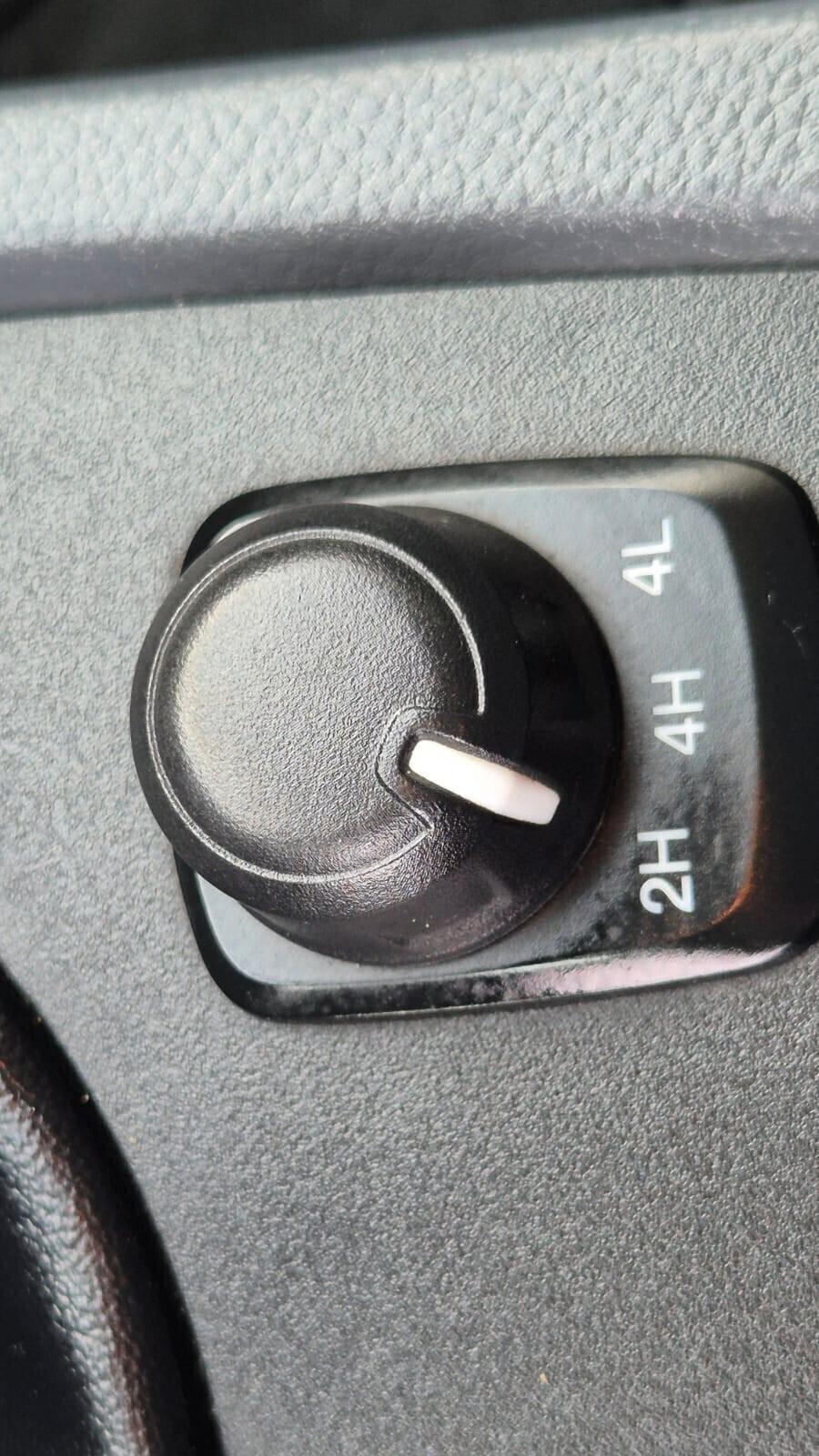 Ford Ranger 2.2 TDCi DC Limited 5pt. 2015 FINO A 4 ANNI DI GRANZIA