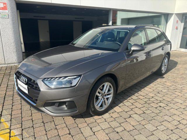 AUDI A4 Avant 35 TFSI S tronic Business Advanced