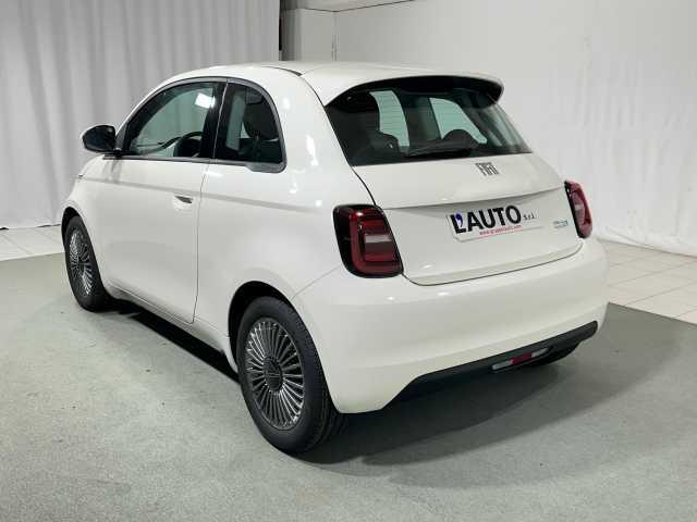 Fiat 500 500e Berlina 42kWh KM ZERO
