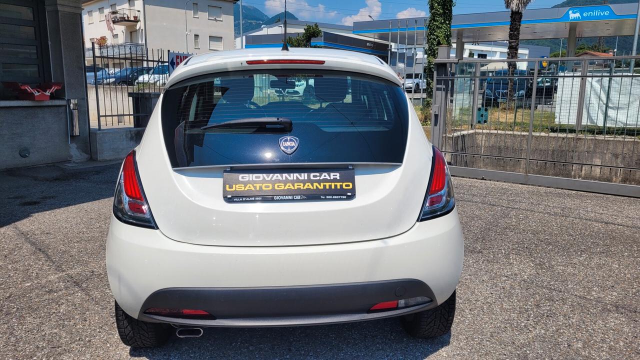Lancia Ypsilon 1.2 5 porte Platinum ..