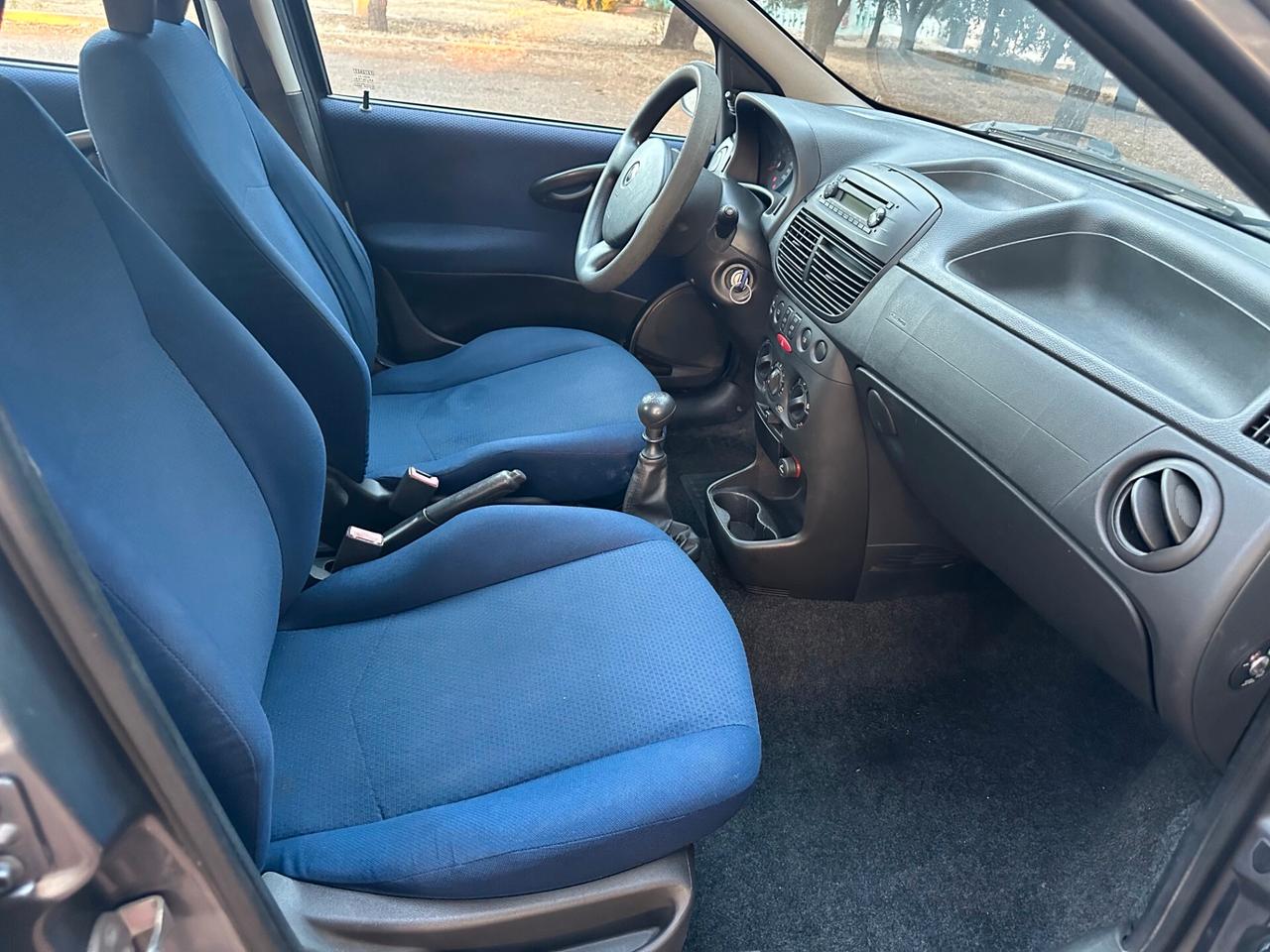 Fiat Punto 1.2i cat 5 porte ELX
