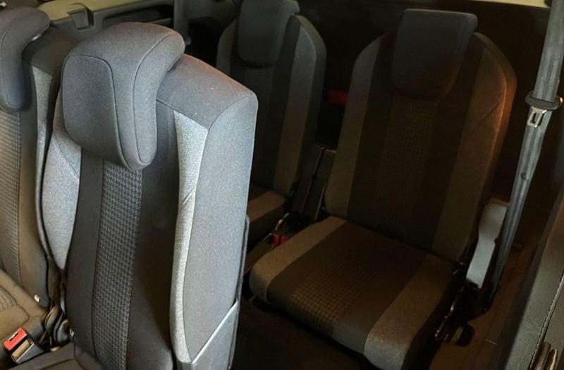 Peugeot 5008 5008 1.5 bluehdi Active Business s&s 130cv