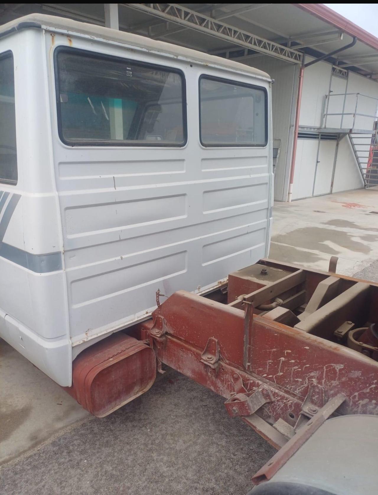 Iveco Daily 35.12 2.5 TDI PL Cabinato Classic