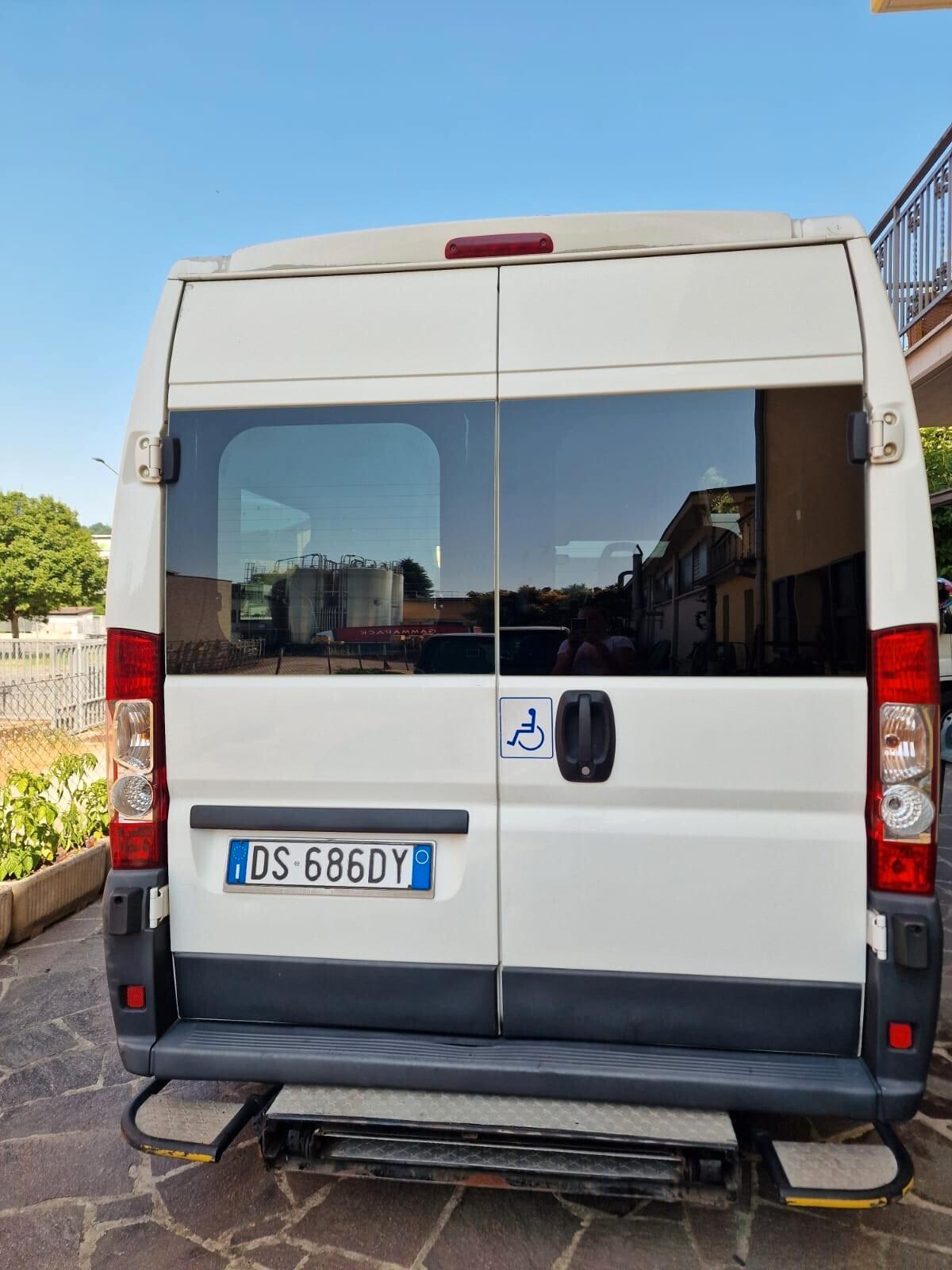 Fiat Ducato 2.3 MJT trasporto disabili 9 POSTI