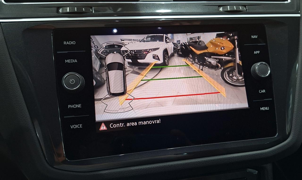 Volkswagen Tiguan 2.0 TDI SCR 150 CV DSG R-Line