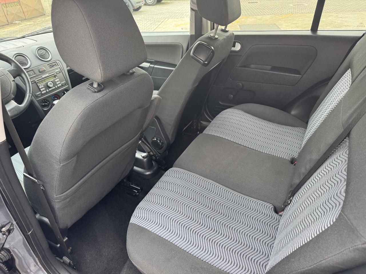 Ford Fusion 1.4 TDCi 5p. neopatentati