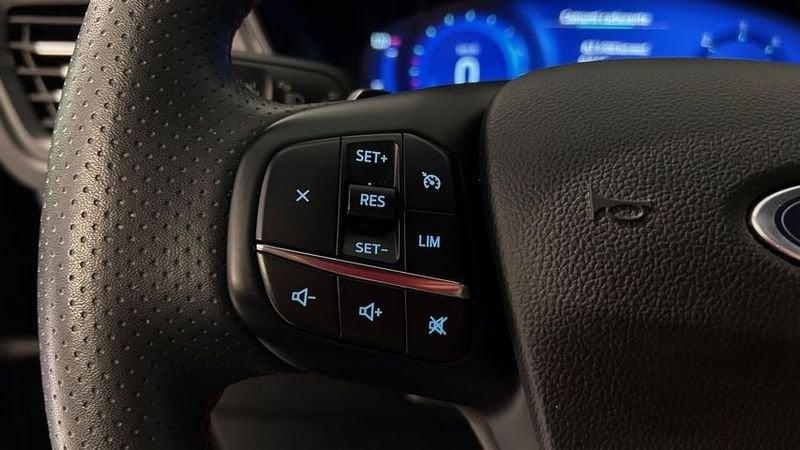 Ford Kuga 2.0 EcoBlue 120CV 2WD ST-Line Auto