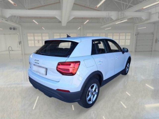 AUDI Q2 30 TDI S tronic Business