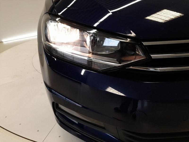 Volkswagen Touran 2.0 TDI SCR Business DSG