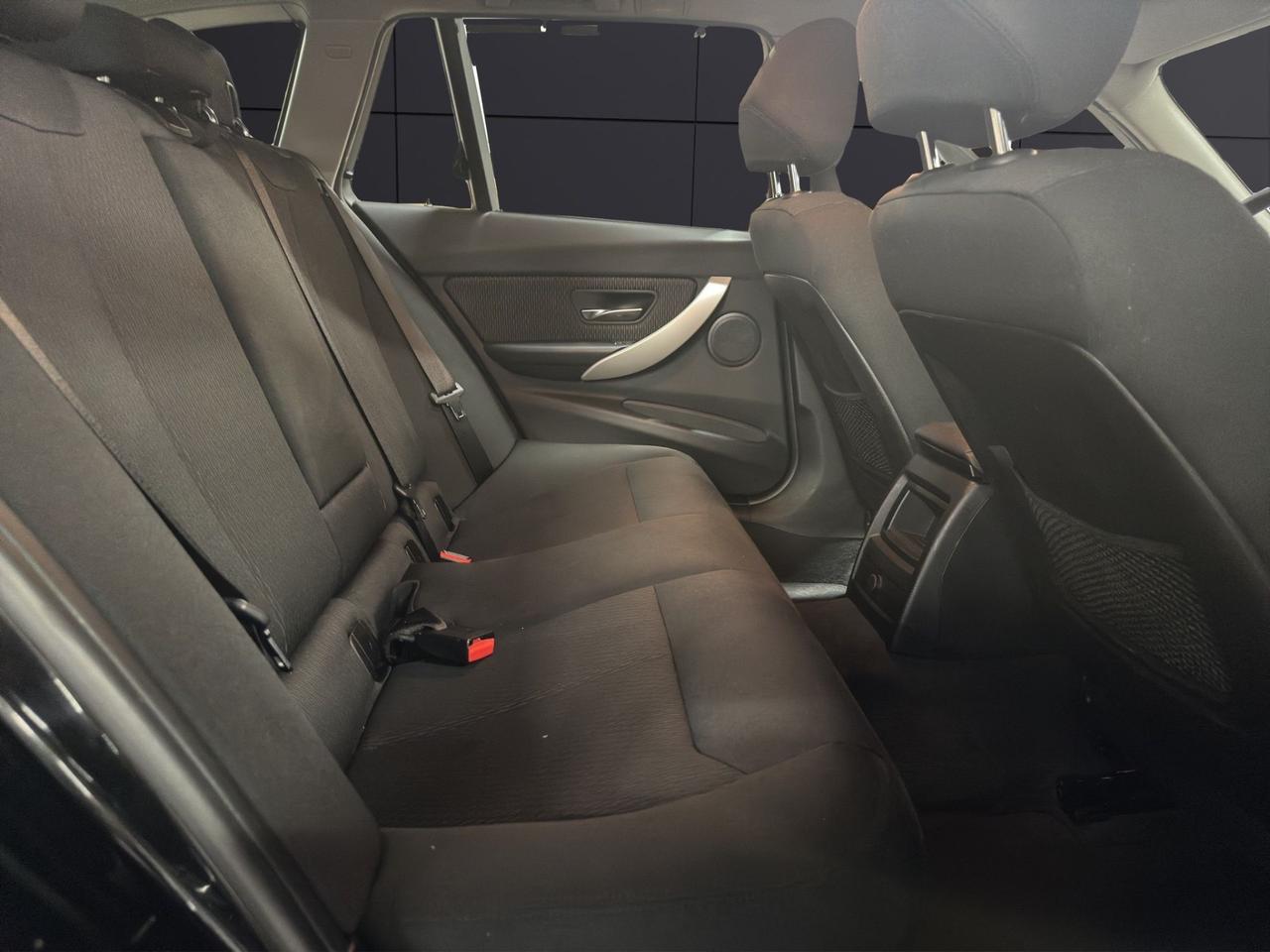 Bmw 318 318d Touring Business Advantage XDrive