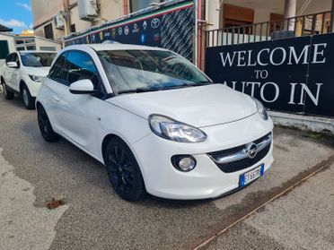 Opel Adam 1.2 70 CV White/Black Link