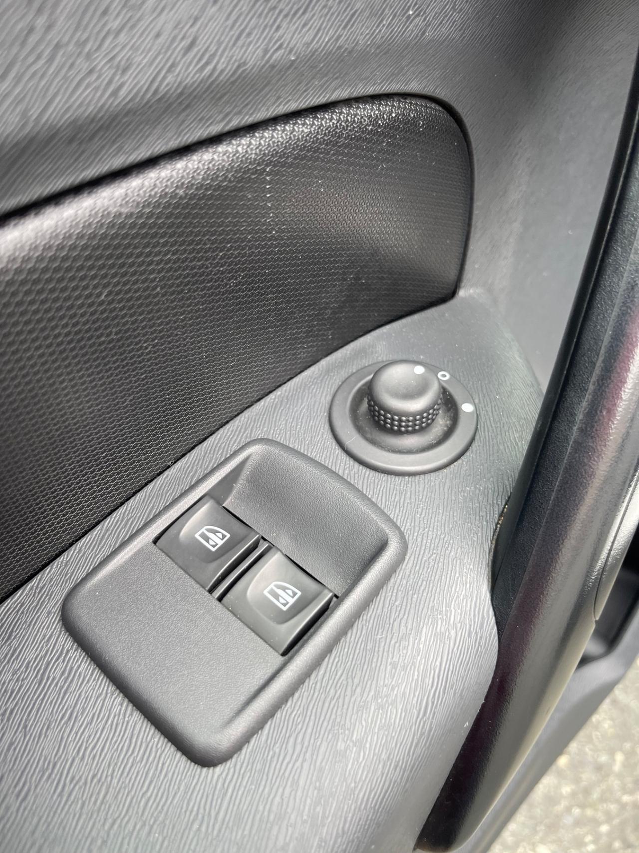 Renault Kangoo 1.5 dCi 90CV - NEOPATENTATI