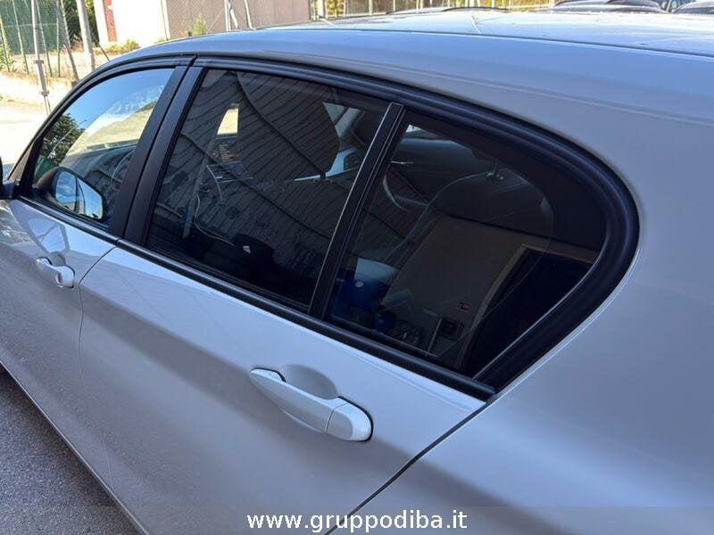 BMW Serie 1 F20-F21 2015 Diesel 118d Sport 5p