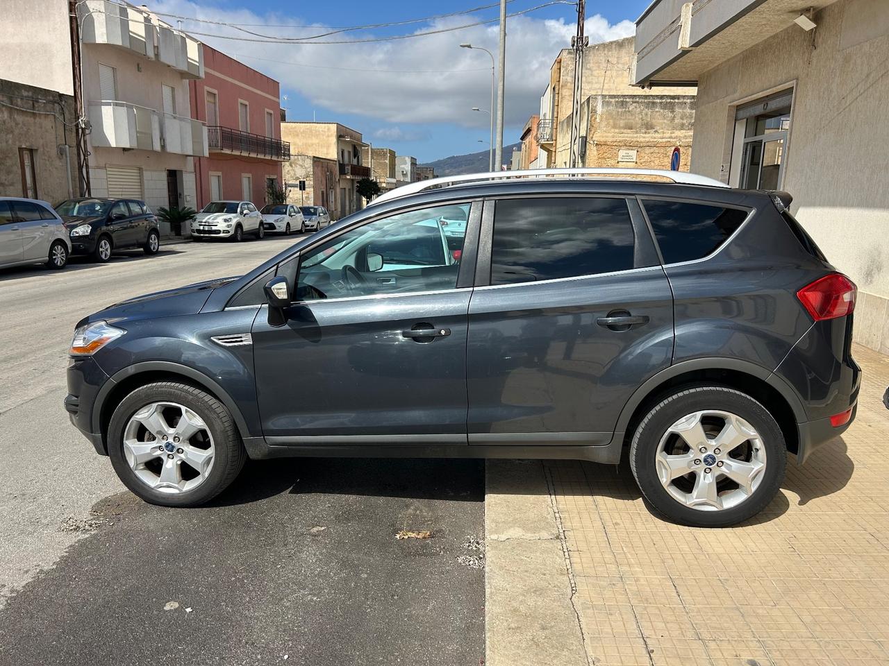Ford Kuga 2.0 TDCi 136 CV 4WD Titanium DPF