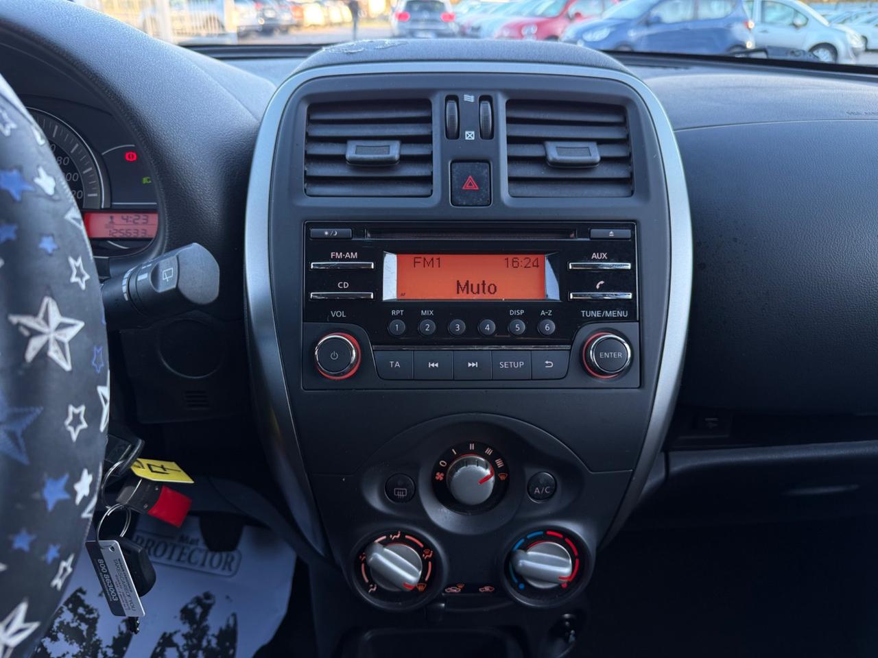 Nissan Micra 1.2 12V 5 porte Tekna OK NEOPATENTATI
