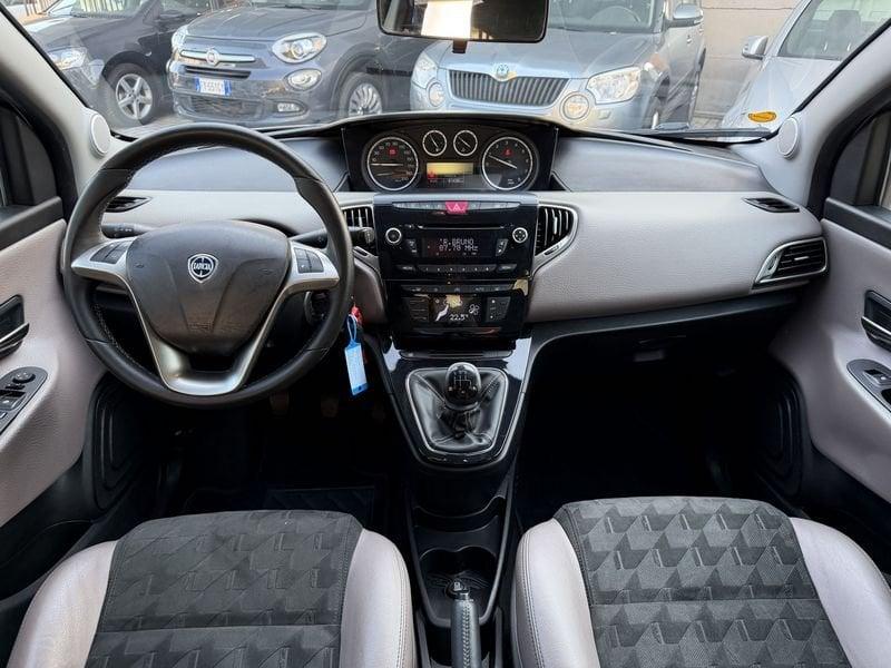 Lancia Ypsilon 5 Porte Ypsilon 1.2 8v Platinum 69cv E6