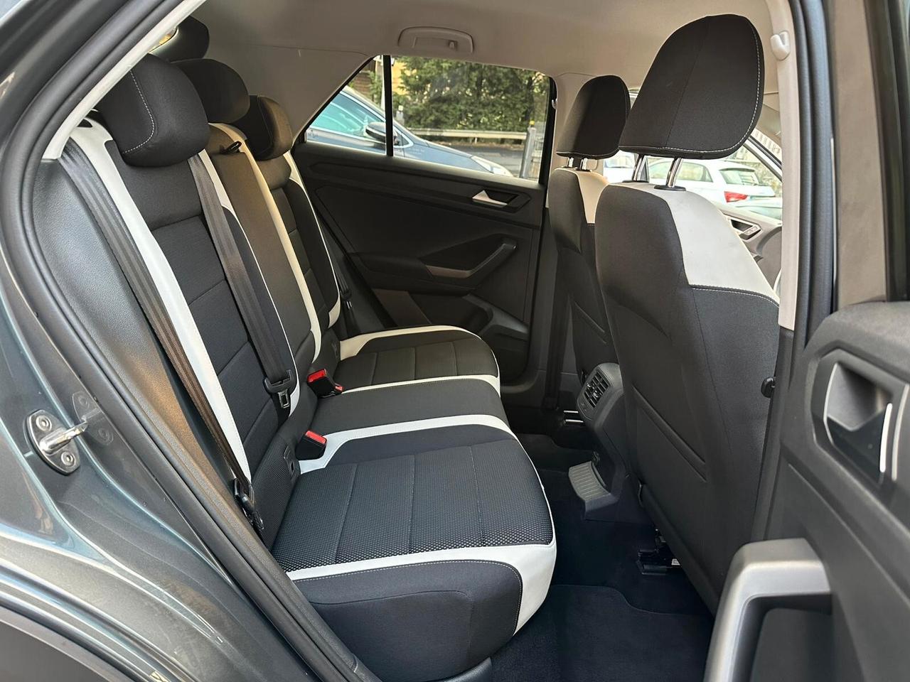 Volkswagen T-Roc 1.6 TDI SCR Style BlueMotion Technology