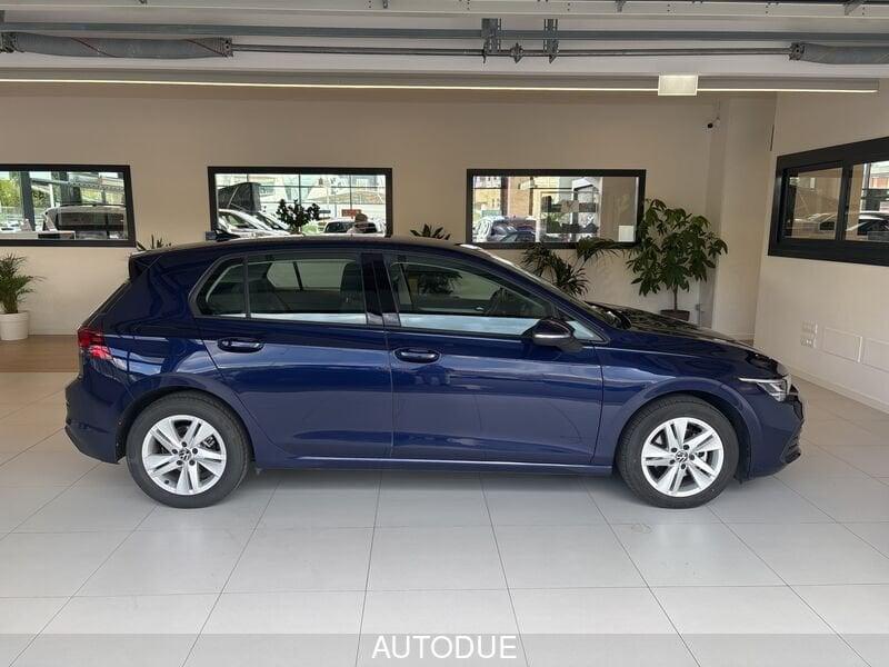 Volkswagen Golf 8 2.0 TDI SCR LIFE DSG 115 CV